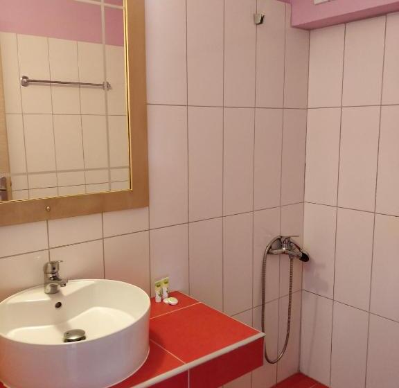 חדר סטנדרט עם טרסה, Filippion