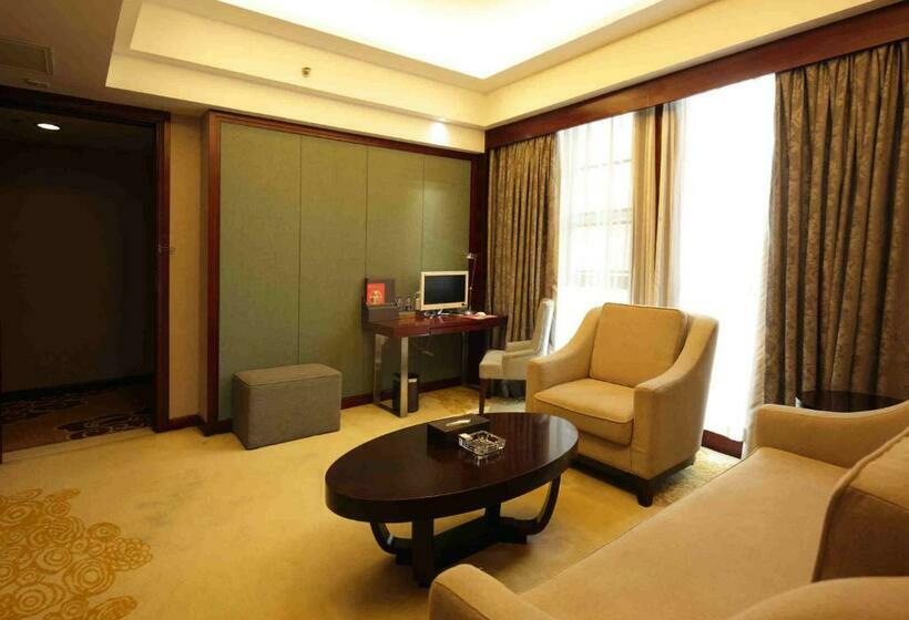 스위트, Huagang International