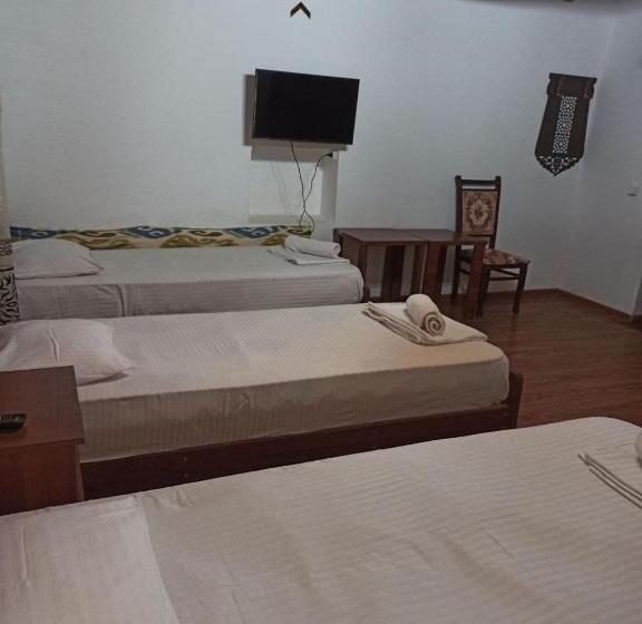 标准间, Mekhtarin