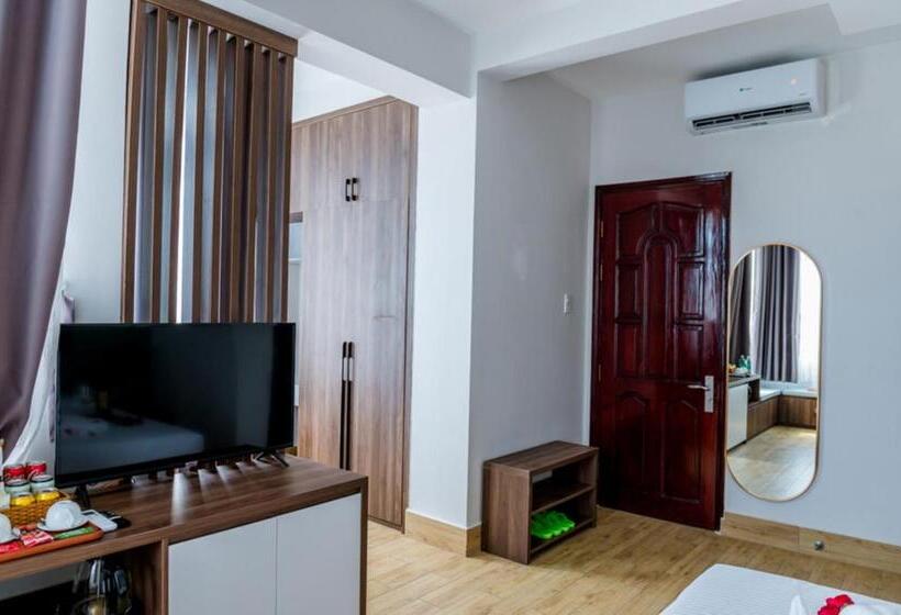 اتاق لوکس با چشمانداز شهر, The Palms Hotel By Hmg