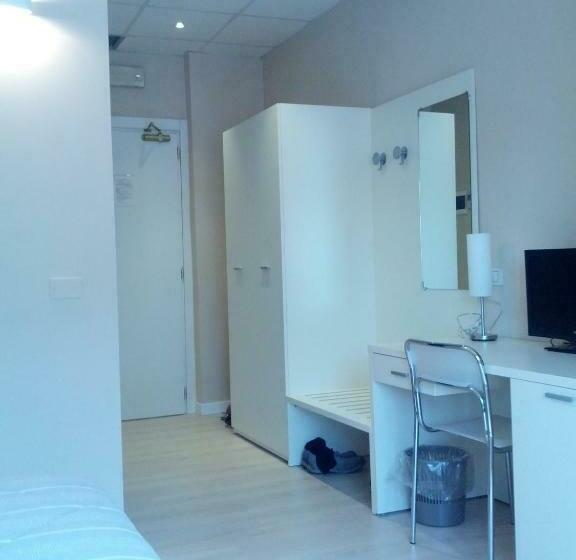 اتاق استاندارد یک نفره, Cremona Viale