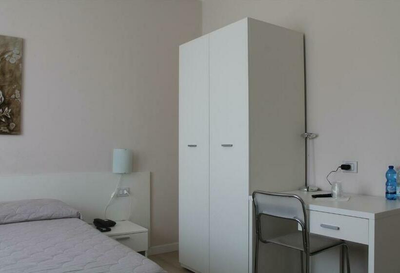 اتاق استاندارد, Cremona Viale