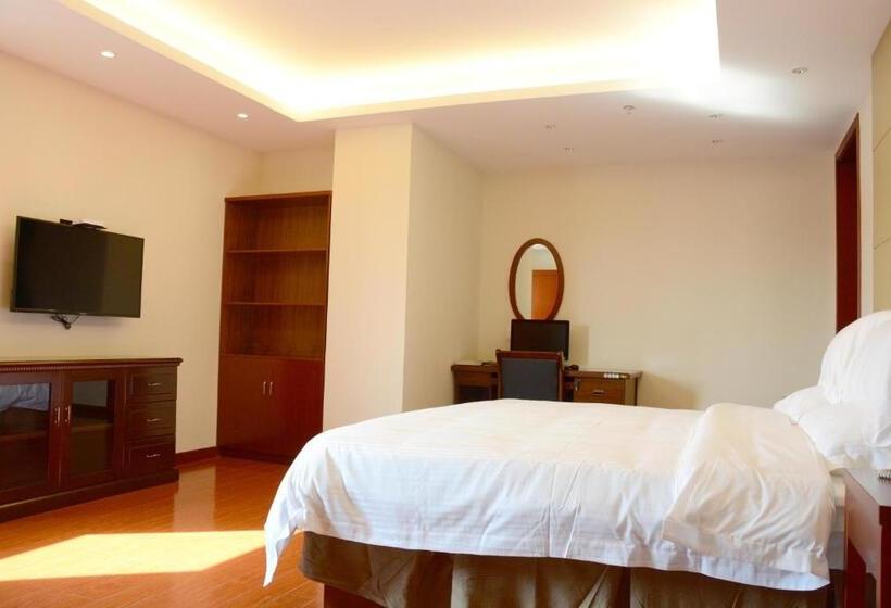 Семейный Номер Deluxe, Greentree Inn Jiangsu Wuxi Yixing East Longtan Road Dongjiu Business