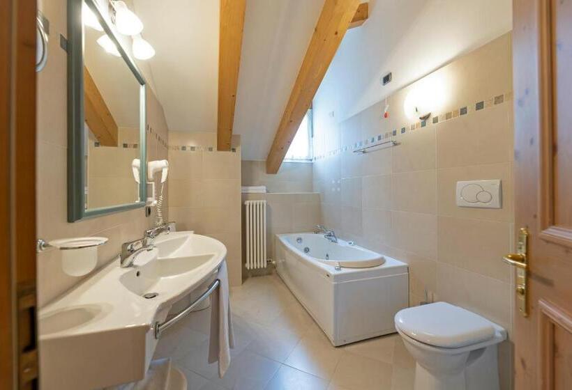 סוויטת ג'וניור, Lido   Green & Slow Life