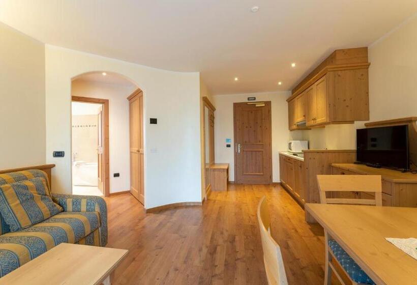 דירת חדר, Lido   Green & Slow Life