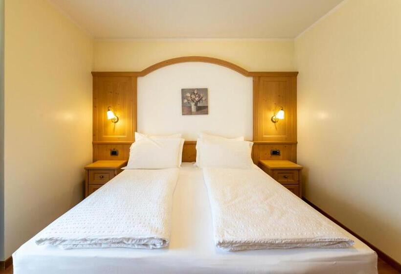 דירת חדר, Lido   Green & Slow Life