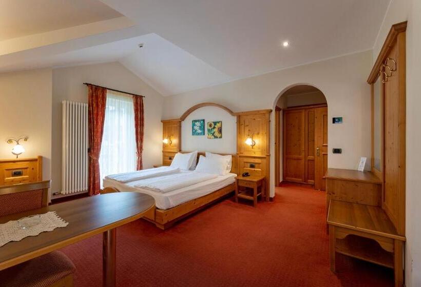 חדר משפחתי, Lido   Green & Slow Life