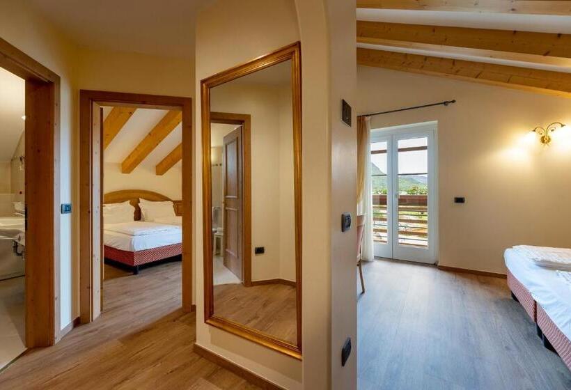 חדר משפחתי, Lido   Green & Slow Life