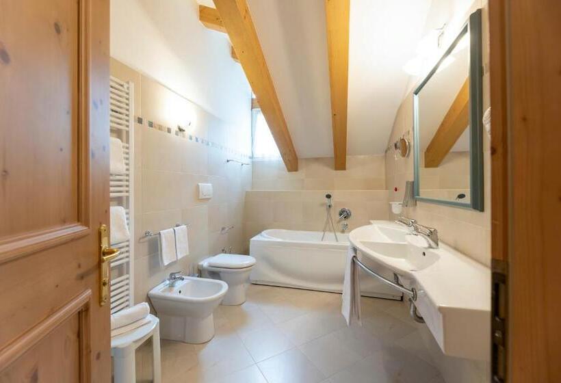 חדר משפחתי, Lido   Green & Slow Life