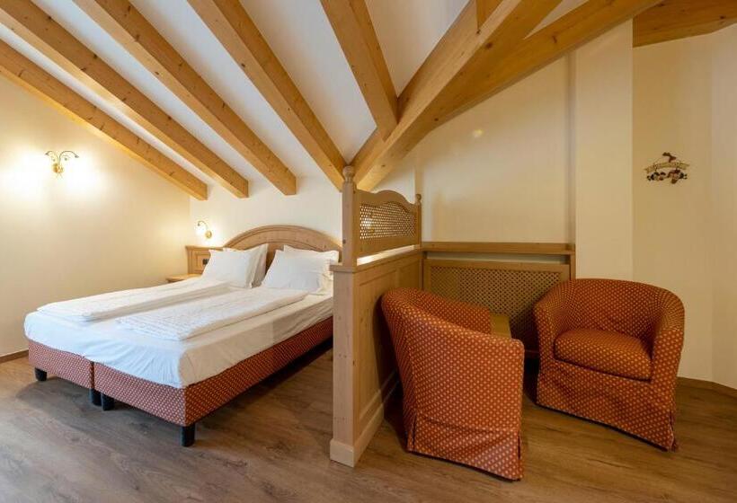 חדר משפחתי, Lido   Green & Slow Life