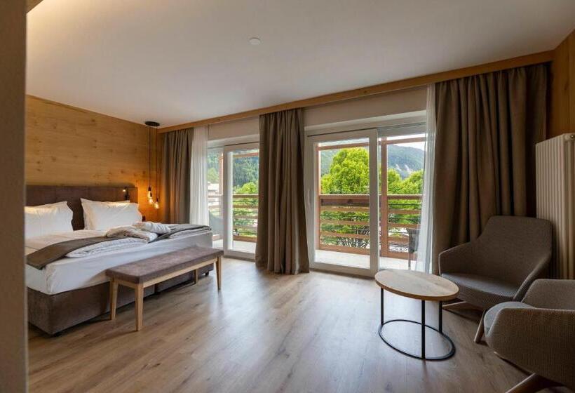 סוויטת ג'וניור, Lido   Green & Slow Life