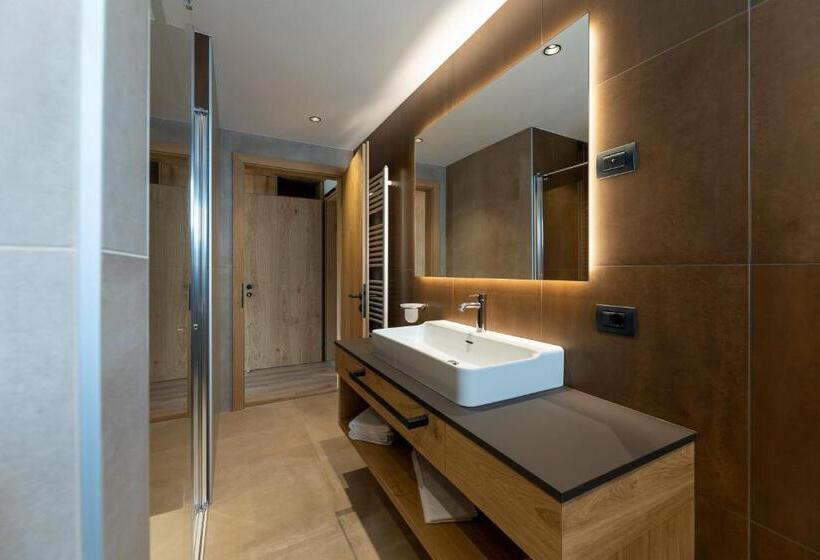 סוויטת ג'וניור, Lido   Green & Slow Life