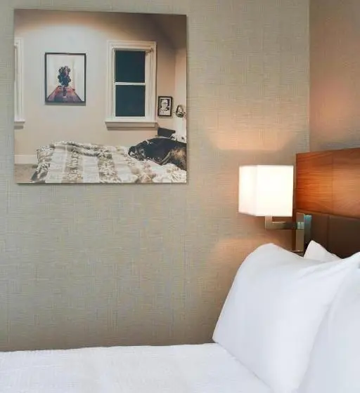 キングサイズベッドのスタンダードルーム, Ac Hotel By Marriott Seattle Bellevue/downtown