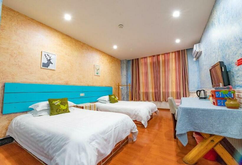Номер Deluxe, Chengdu Dreams Travel International Youth Hostel