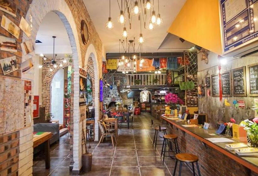 Номер Стандарт, Chengdu Dreams Travel International Youth Hostel