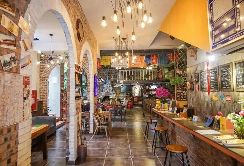 اتاق استاندارد, Chengdu Dreams Travel International Youth Hostel