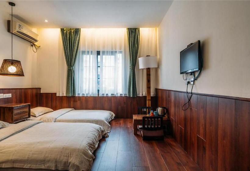 اتاق استاندارد سه نفره, Chengdu Flipflop Hostel Poshpacker