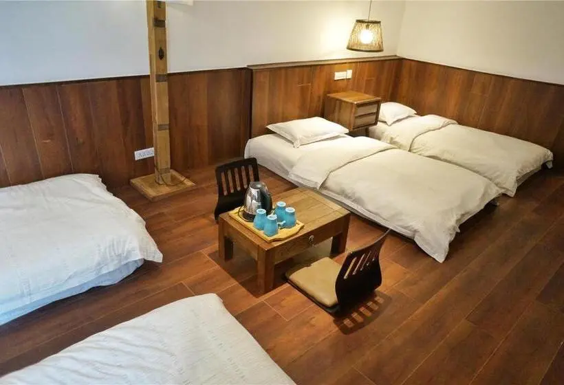 スタンダード４人部屋, Chengdu Flipflop Hostel Poshpacker