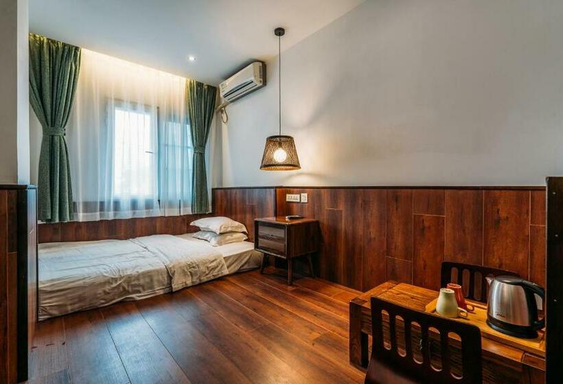 اتاق اکونومی, Chengdu Flipflop Hostel Poshpacker