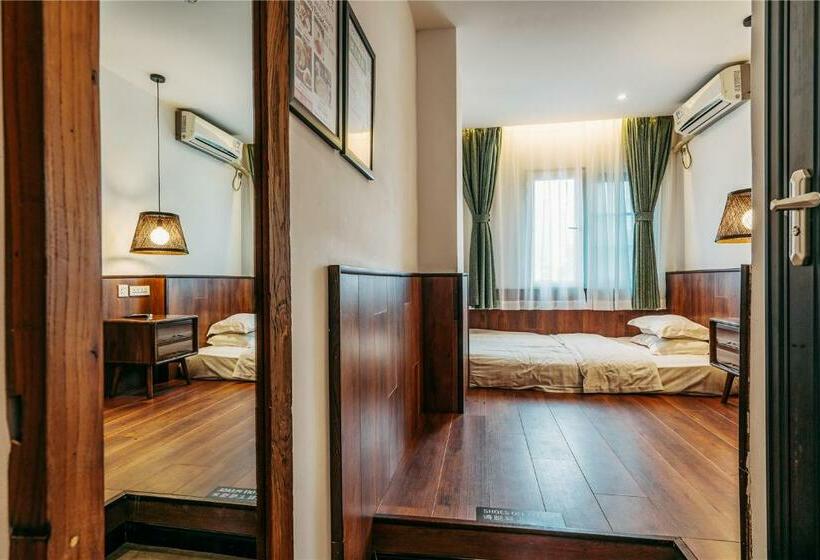 اتاق اکونومی, Chengdu Flipflop Hostel Poshpacker