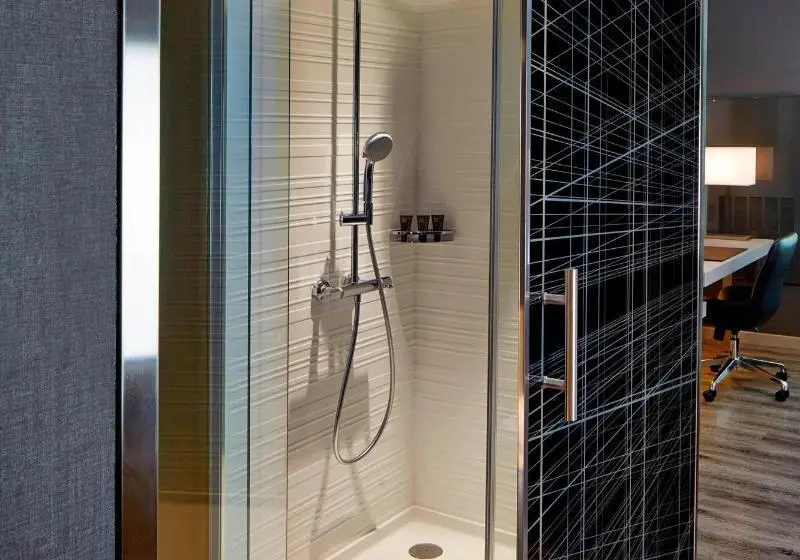 キングサイズベッドのスタンダードルーム, Ac Hotel By Marriott Seattle Bellevue/downtown