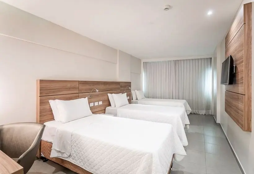 Standard Kolmen Hengen Huone, Intercity Maceio