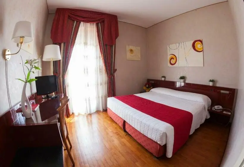 Habitació Estàndard, Master