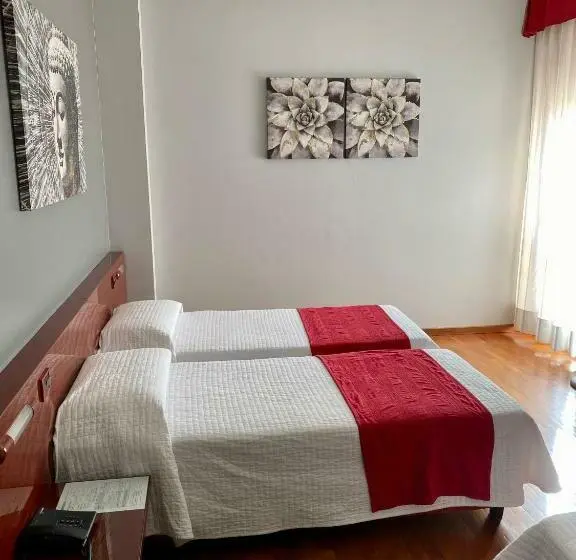 Habitació Triple Estàndard, Master