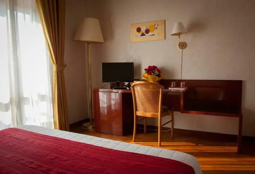 Habitació Estàndard, Master