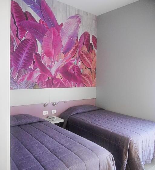 豪华房间, Master