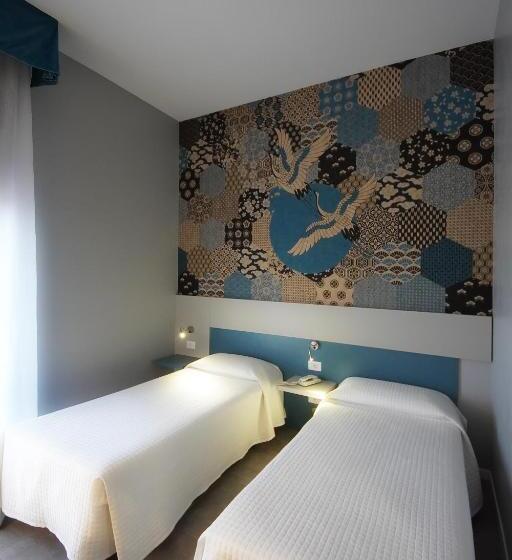 豪华房间, Master