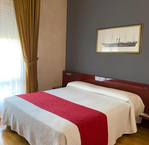 适合残疾人士使用的带超级大床的标准间, Master