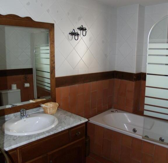 جناح جونيور مزوَّد بجاكوزي, Rural El Rocal