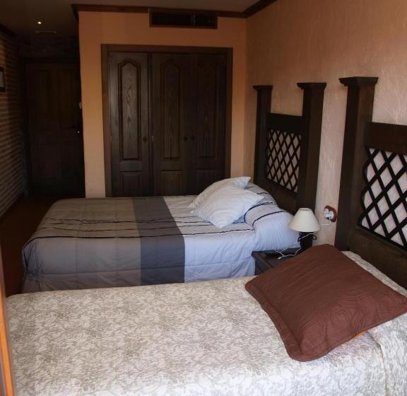 غرفة عائلية, Rural El Rocal