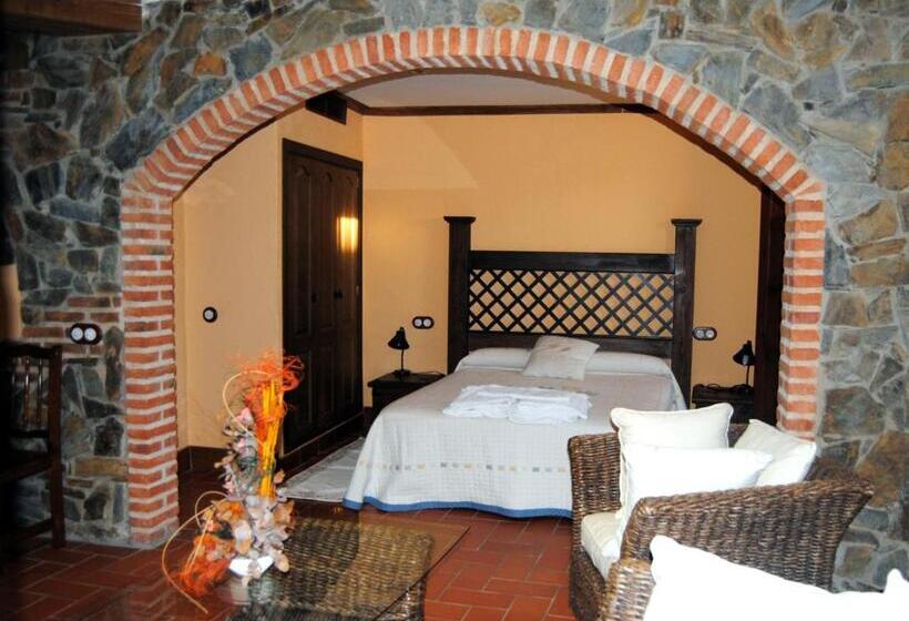 جناح مزود بجاكوزى, Rural El Rocal