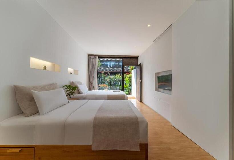 اتاق استاندارد, The Bivou Lijiang