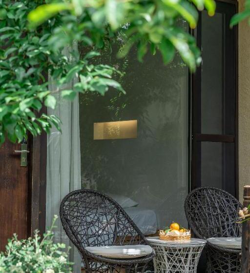 اتاق استاندارد, The Bivou Lijiang