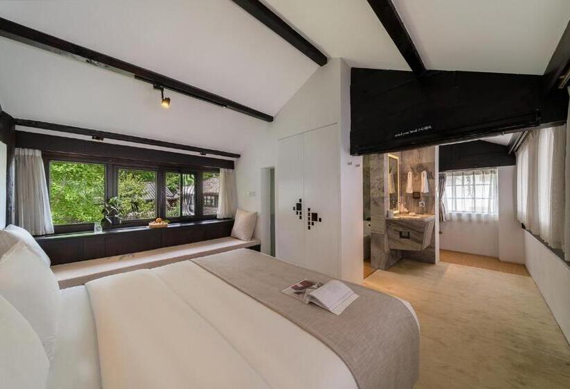 اتاق استاندارد, The Bivou Lijiang