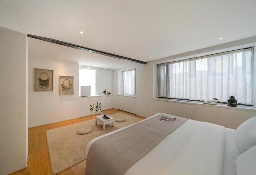 سوییت جونیور, The Bivou Lijiang