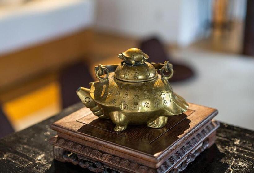 سوییت, The Bivou Lijiang