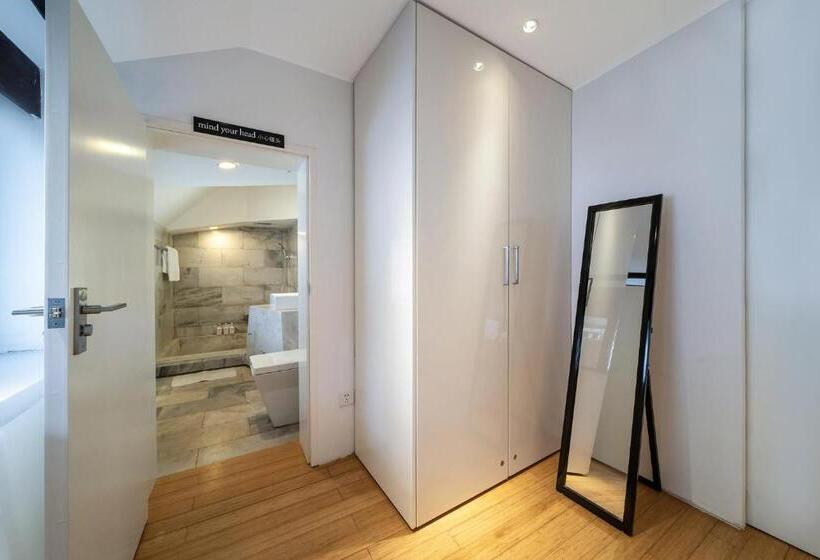 سوییت, The Bivou Lijiang