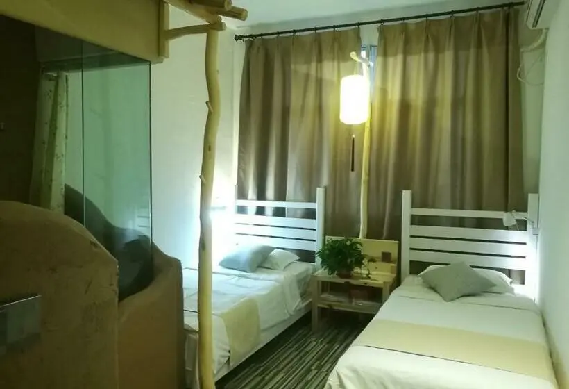 Standard-huone, Right Here