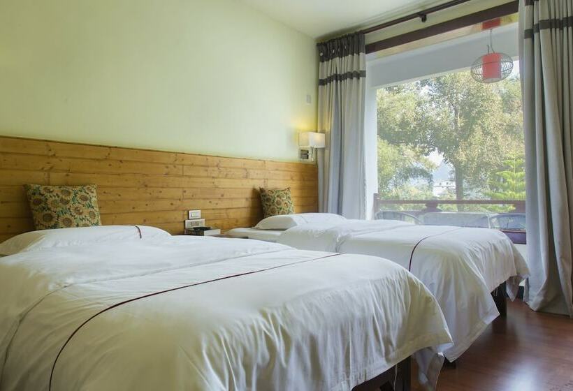 غرفة قياسية, Snow Lion Riverside Resort