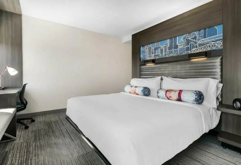 Standard-huone King-vuode, Aloft Newport On The Levee