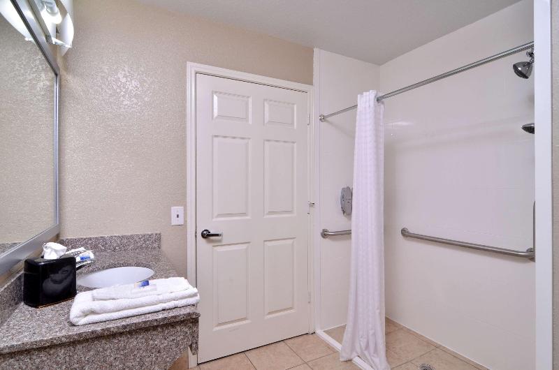 스위트 킹사이즈 침대, Best Western Boerne Inn & Suites