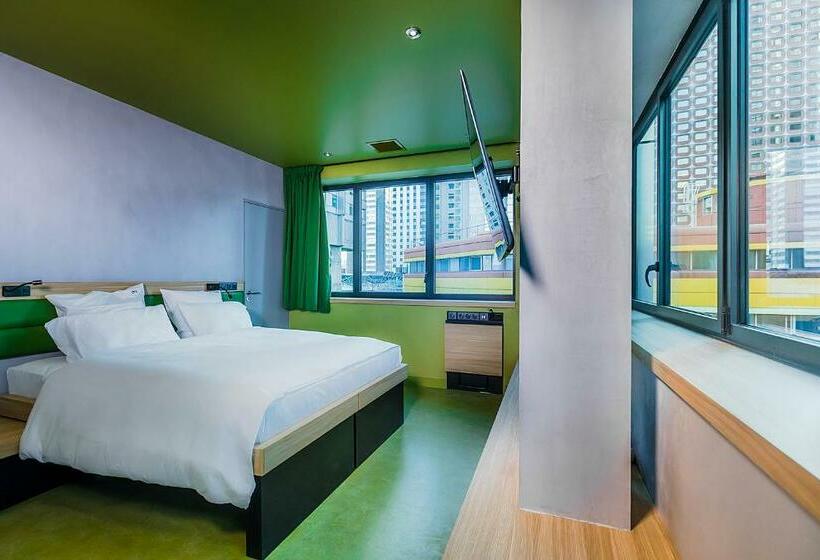 Chambre Familiale, Yooma Urban Lodge Tour Eiffel