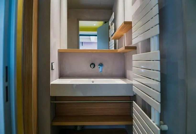 Chambre Quadruple Standard, Yooma Urban Lodge Tour Eiffel