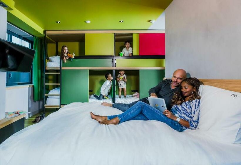 Chambre Familiale, Yooma Urban Lodge Tour Eiffel