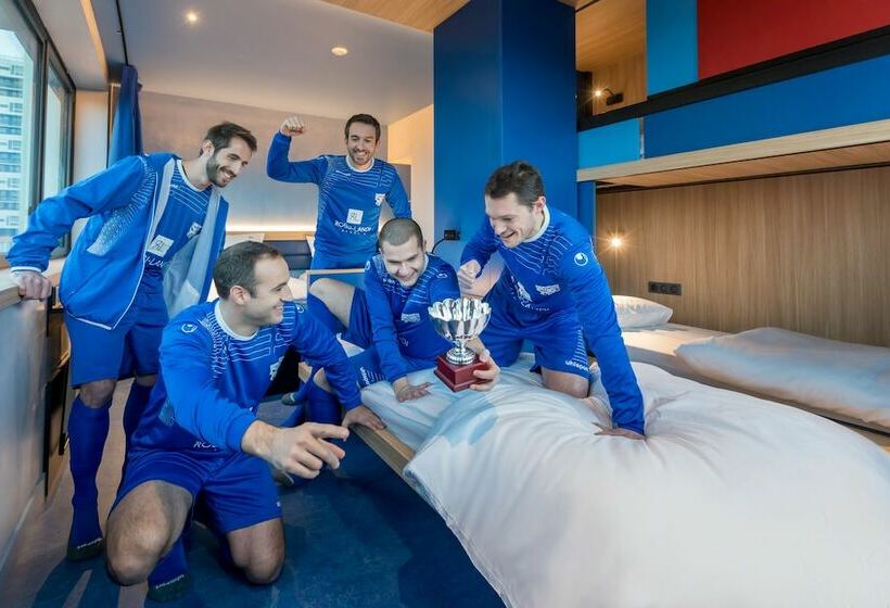 Chambre Familiale, Yooma Urban Lodge Tour Eiffel