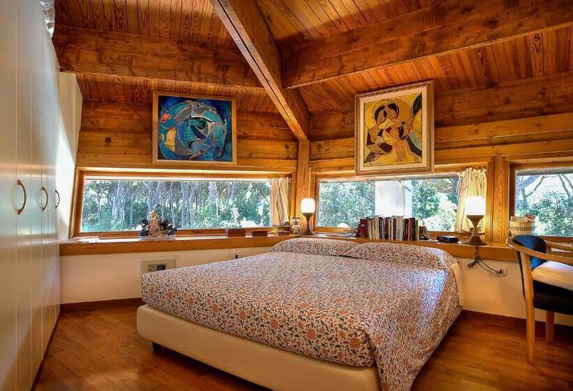 جناح سوبيريور مطل علي البحر, La Bussola Beach